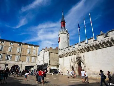 Studio En Hypercentre A 2 Pas De L'Hotel De Ville! *